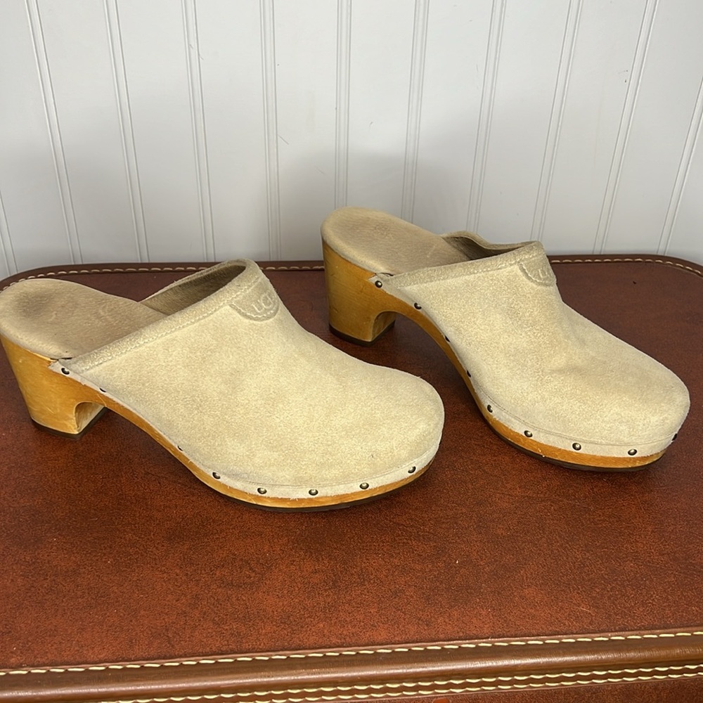 UGG Cream Suede Clog Heels with Wood Platform - Picture 13 of 13